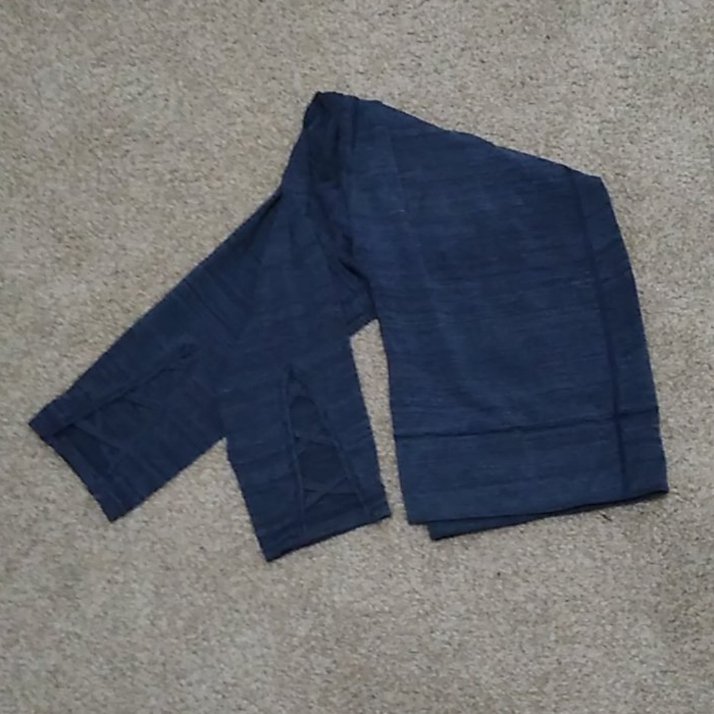 Blue leggings ONLY AVAILABLE TIL THE 20TH